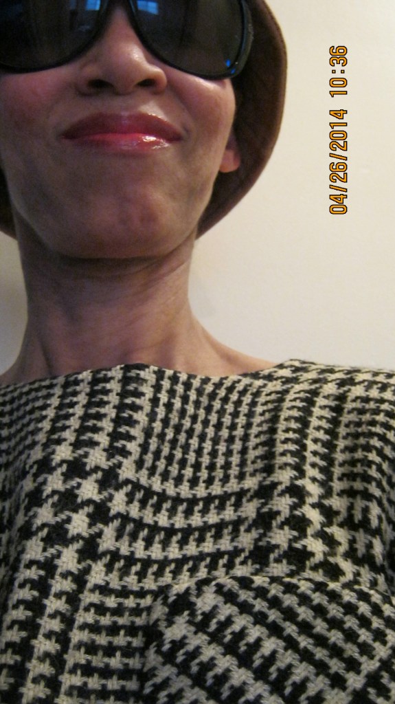 Black and whtie checked top (1)